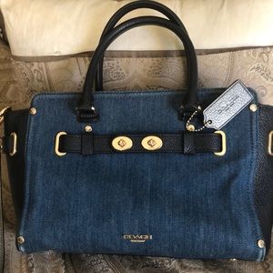 COACH BLUE JEAN AND LEATHER HANDBAG
